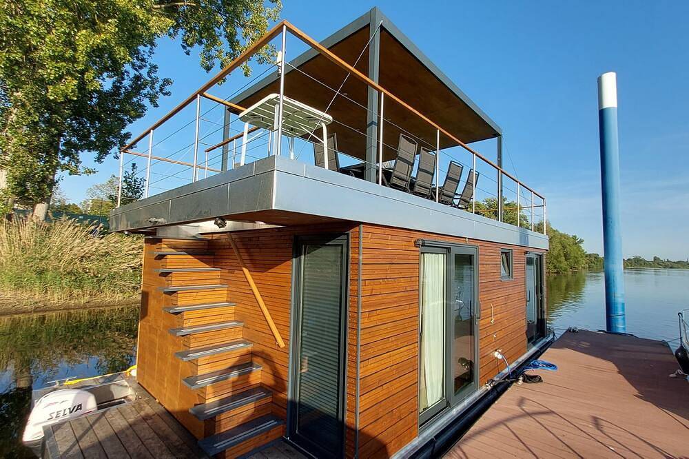 Hausboot Riverboat- Rhien-Main in Wiesbaden, Rheingau