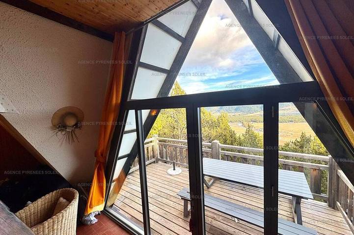 Chalet 6 couchages avec balcon et parking aux Angles in Les Angles, Parc naturel régional des Pyrénées catalanes