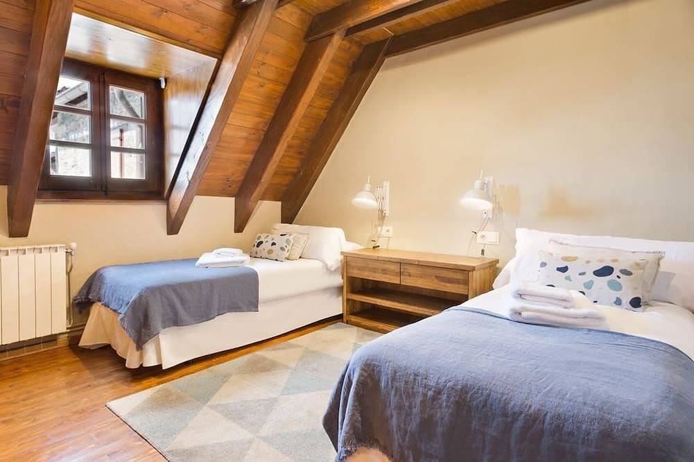 Luderna - Casa con terraza Cuylas in Baqueira, Alto Arán