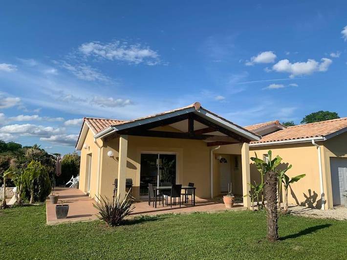 Maison de vacances pour 6 personnes, avec jardin et terrasse ainsi que piscine et vue - 1