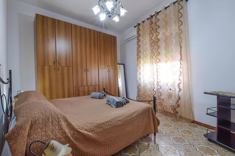 Ganze Wohnung, Cozy apartment in Chianchitta - Pallio with Wifi in Chianchitta-Pallio, Giardini-Naxos