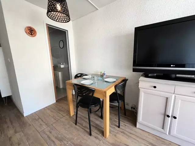 Ganzes Studio, Studiokabine mit Pool in Lagon Bleu in Le Grau-du-Roi, Côte d'Améthyste