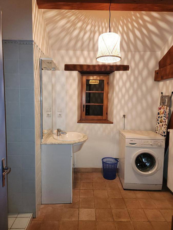 Gîte pour 5 personnes, avec vue à Compeyre - 2