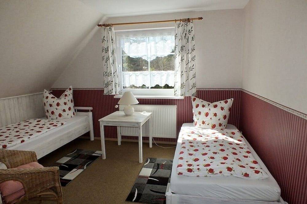 Wohnung Morgenrot im Ferienhaus Zum Badestrand in Prieros, Heidesee