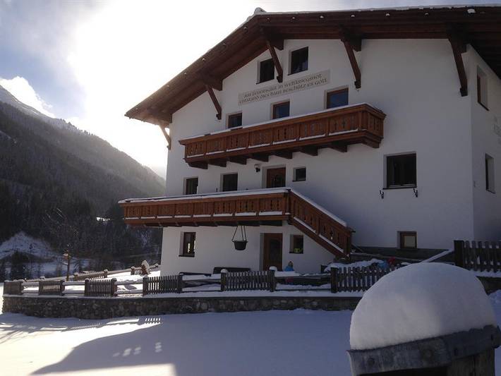 Ferienwohnung für 4 Personen, mit Garten, kinderfreundlich am Arlberg - 3