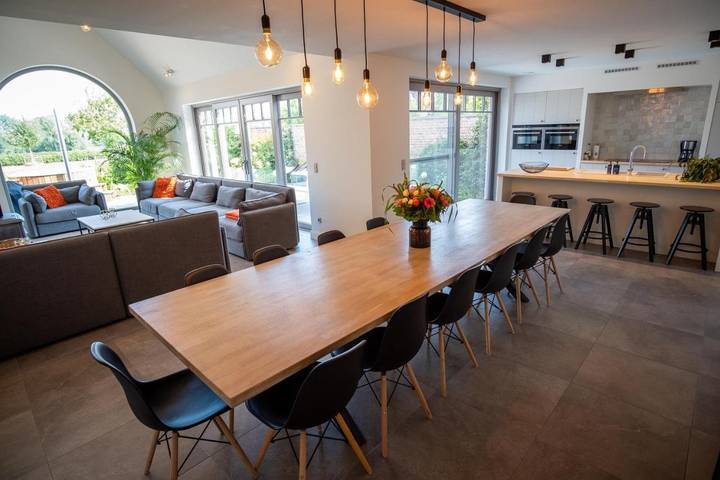 Location de vacances pour 16 personnes, avec Jacuzzi et Terrasse dans Polincove