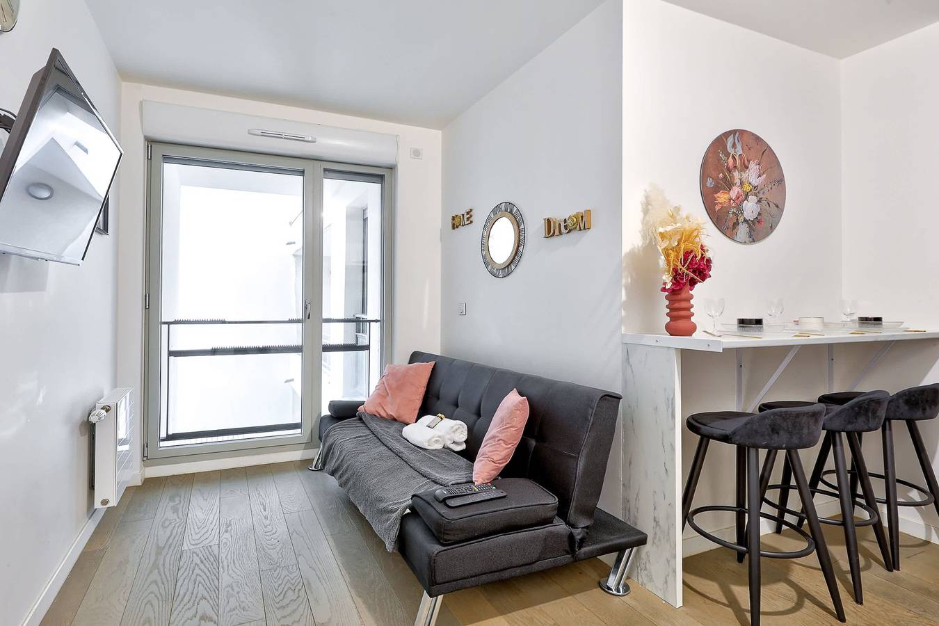 Appartement entier, Elegance et modernite - Parc de la Villette in Paris, Île de France