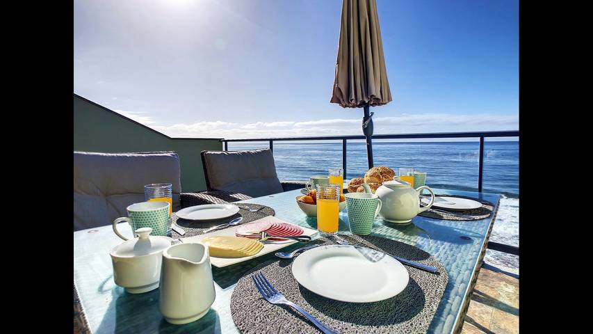 Location de vacances pour 8 personnes, avec terrasse et vue sur l’océan à Paul Do Mar - 2
