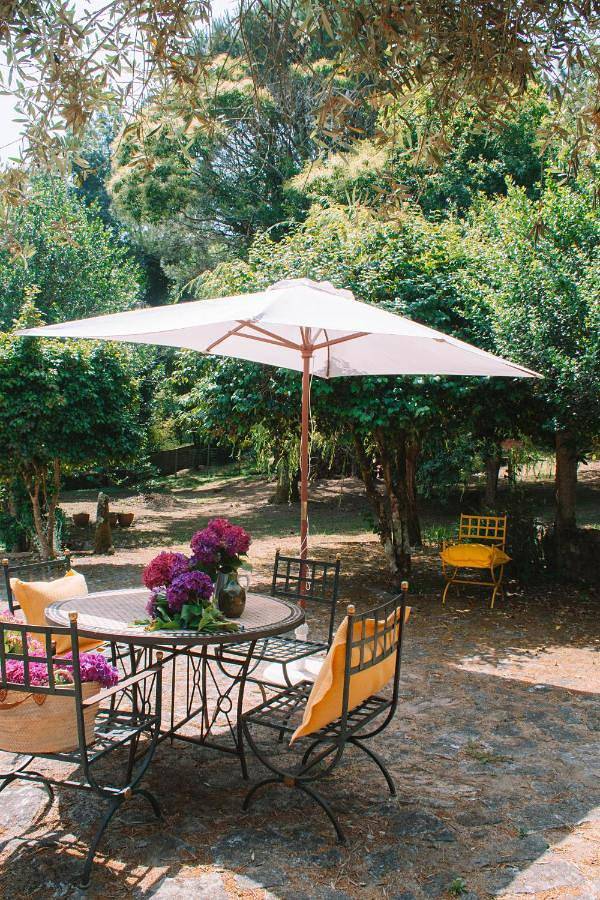 Location de vacances pour 9 personnes, avec Terrasse ainsi que Jardin et Vue dans Vilar de Mouros - 2