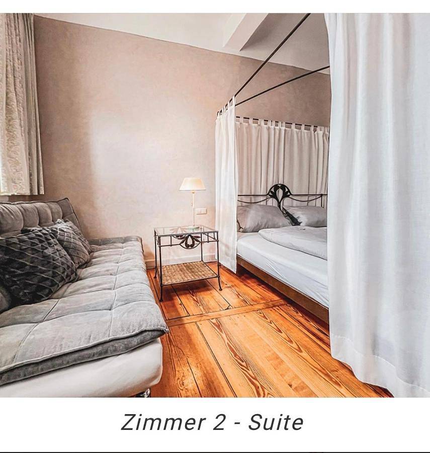Single Room in Gerolzhofen, Fränkisches Weinland