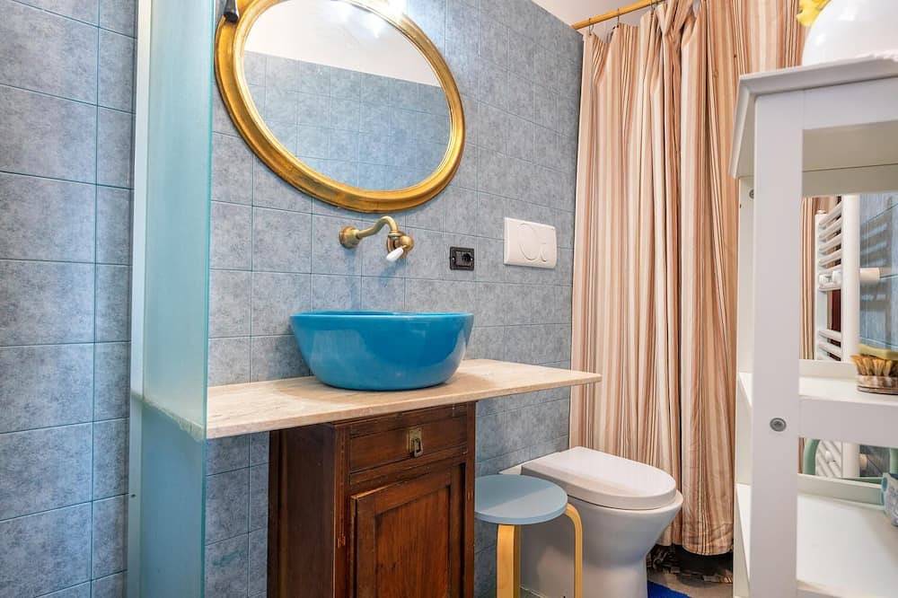 Appartamento intero, Lu Ientu, open space con terrazza vista mare. in Pulsano, Golfo di Taranto