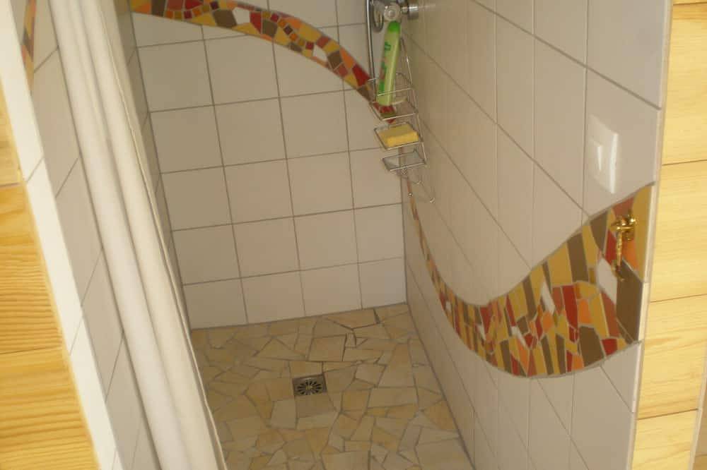 Chalet dans le village, départ ski aux pied à 150m pour 3 vallées in Les Menuires, Saint-Martin-de-Belleville