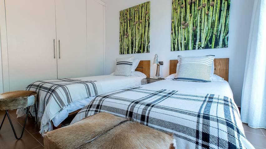 Casa rural para 6 personas, con balcón y jardín en Salobre - 4