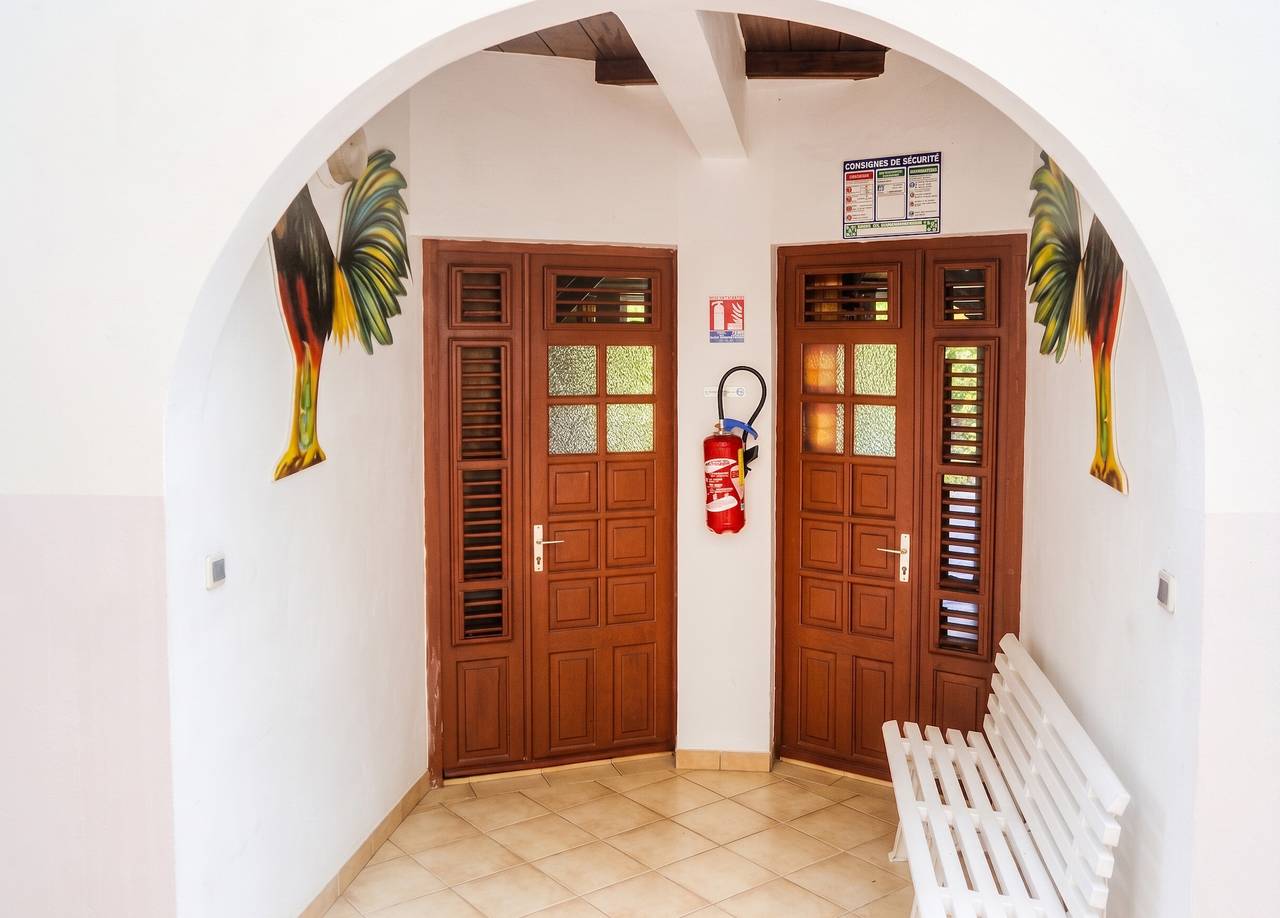 Apartamento entero, Acogedor Apartamento en Le Robert con Balcón y Jardín in Le Robert, Martinica