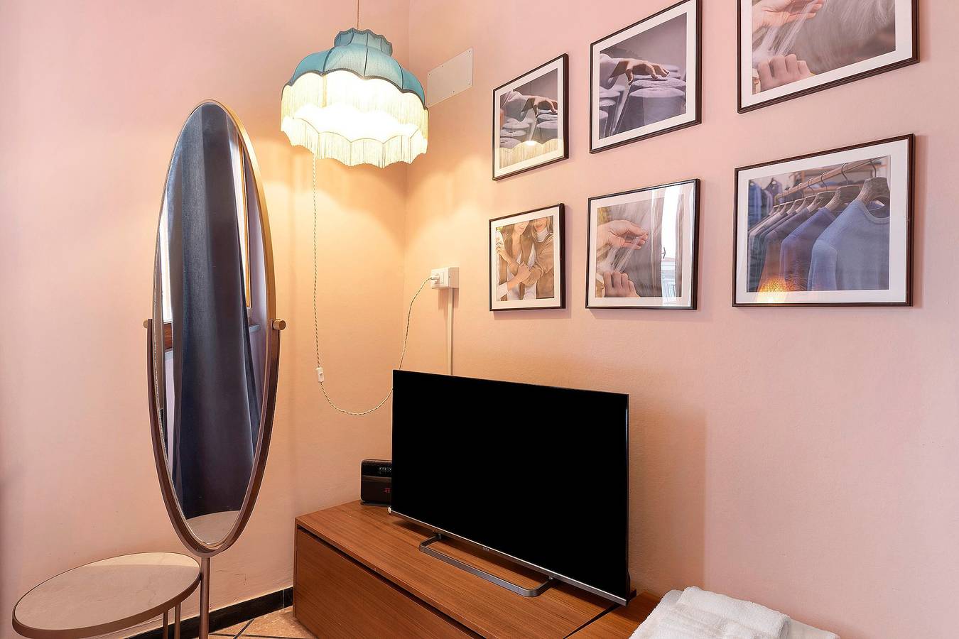 Mini Suite con Terrazzino Privato, Wi-Fi e Aria Condizionata in Marina di Carrara, Carrara