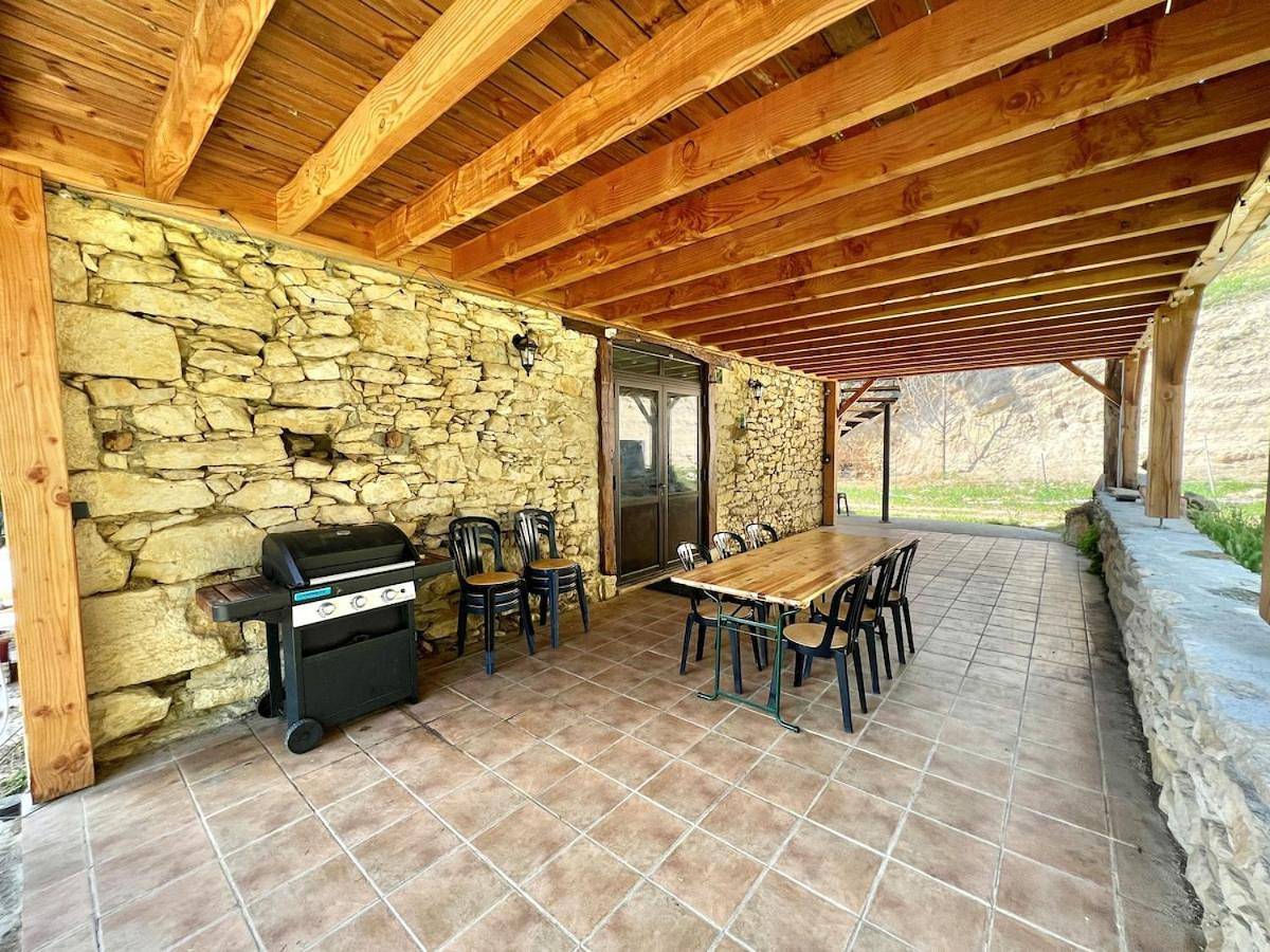 Brasserie des Paloufettes - Gîte classé 3 étoiles in Le Mas-d'Azil, Parc naturel régional des Pyrénées ariégeoises
