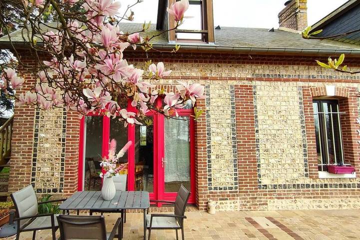 Gîte pour 2 personnes, avec jardin dans Turretot