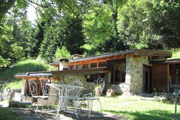 Gîte pour 8 personnes, avec terrasse et jardin, animaux acceptés à Conthey