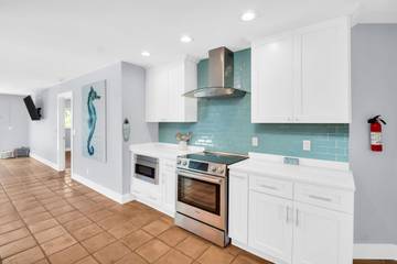 Vacation Rental for 7 Guests in Indian Rocks Beach, Pinellas County, Picture 3