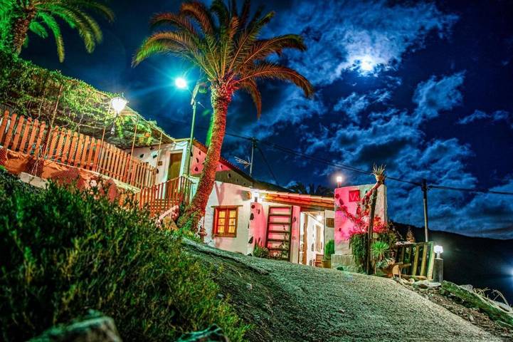 Finca für 4 Personen, mit Terrasse und Garten sowie Pool und Ausblick in El Morisco