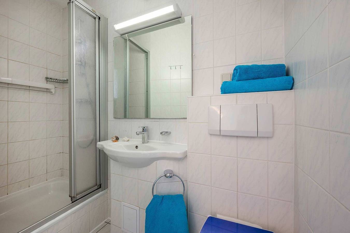 Ganze Wohnung, Kleine Ferienwohnung in Heringsdorf nahe Strand & Zentrum – Wlan, Küche, Haustiere erlaubt in Strand Heringsdorf, Heringsdorf