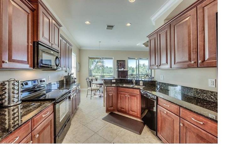 Holiday rental for 4 people, with balcony and sauna as well as hot tub and pool in Fort Myers