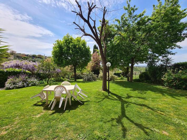 Gîte pour 4 personnes, avec jardin, animaux acceptés à Fonte Nuova - 3