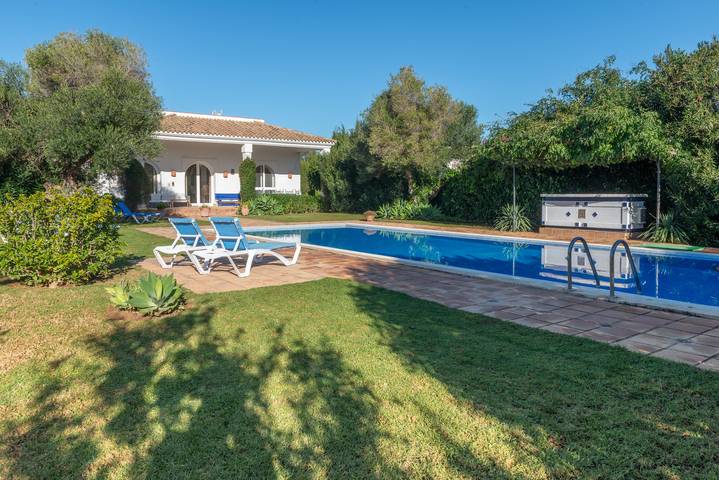 Casa rural para 8 personas, con balcón y jardín, Se admiten mascotas en Benalup-Casas Viejas - 3