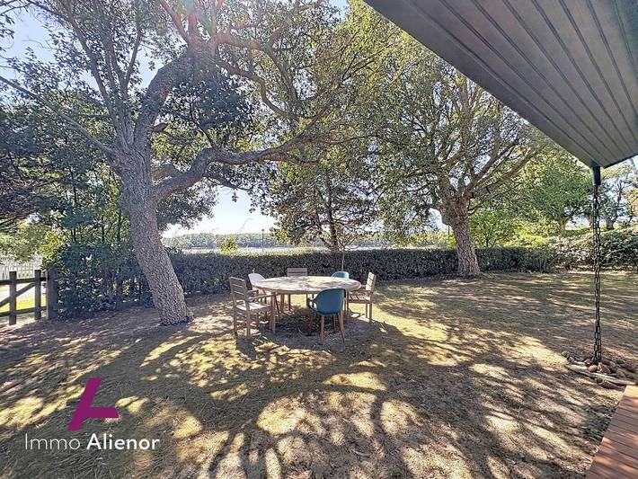 Villa pour 6 personnes, avec Terrasse et Vue sur le lac à Soustons