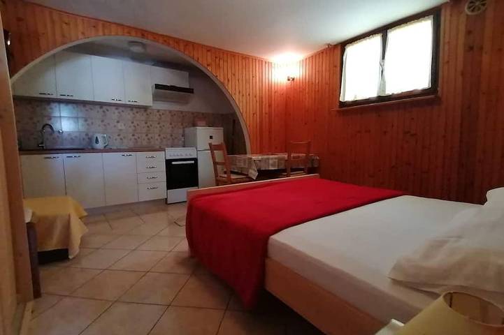 Entire apartment, Studio flat with terrace Baška, Krk in Baska, Krk