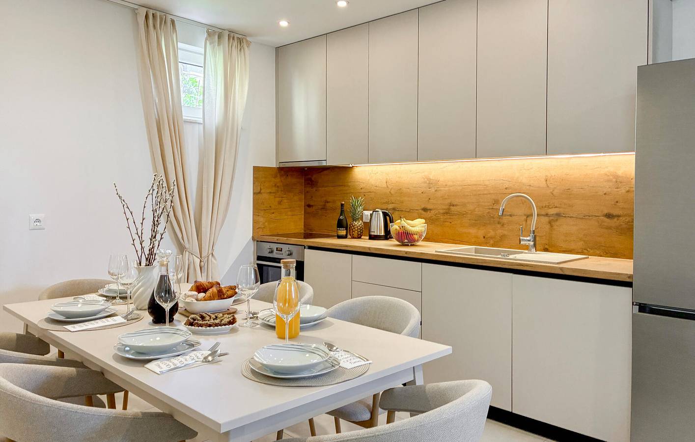 Feriehus for 8 personer med badebasseng in Klis, Split-Dalmatia