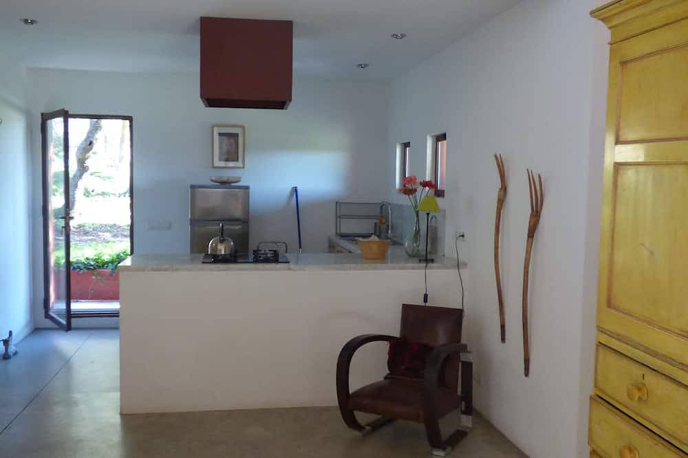 Wirklich besonderes Ferienhaus in wunderschöner Sierra Landschaft mit tollem Pool in Montánchez, Cáceres und Umgebung