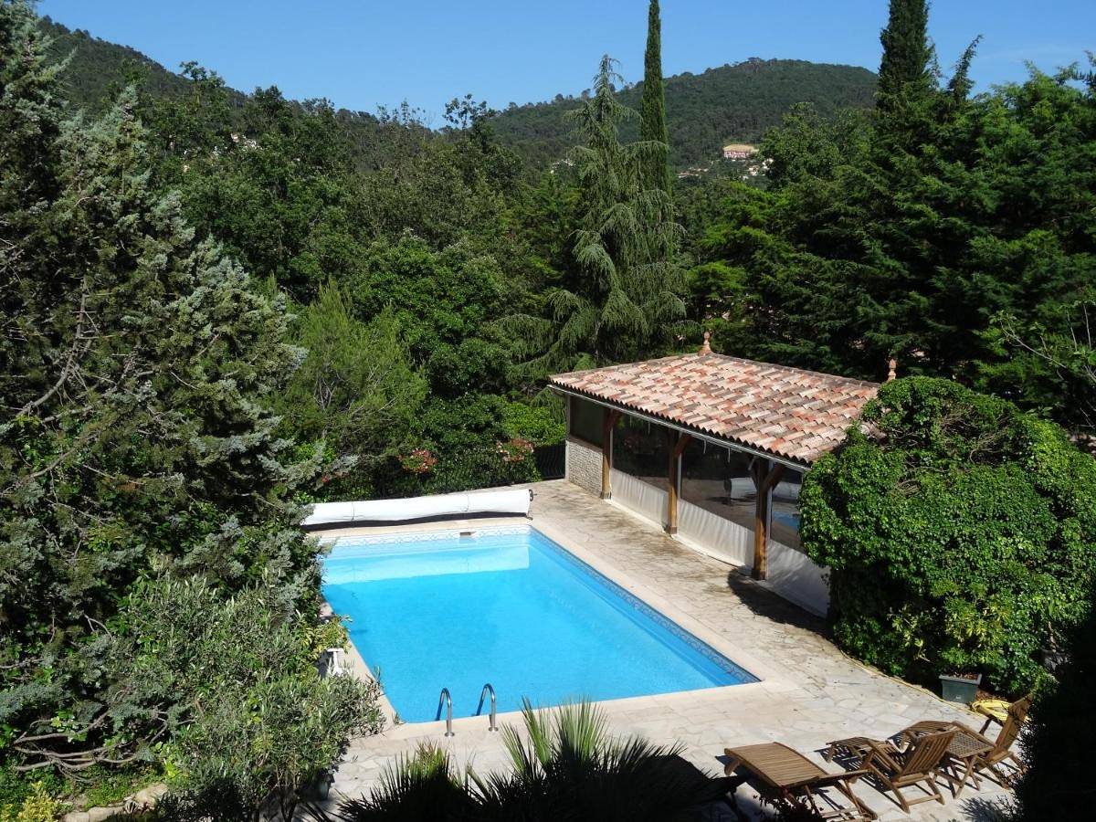 Double Room with Garden View in Rocbaron, Côte méditerranéenne (France)