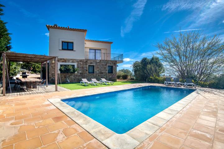 Villa voor 9 personen met balkon in Platja d'Aro, Costa Brava