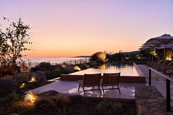 Hôtel pour 2 personnes, avec jardin ainsi que piscine et vue dans Plage d'Abartello - 3
