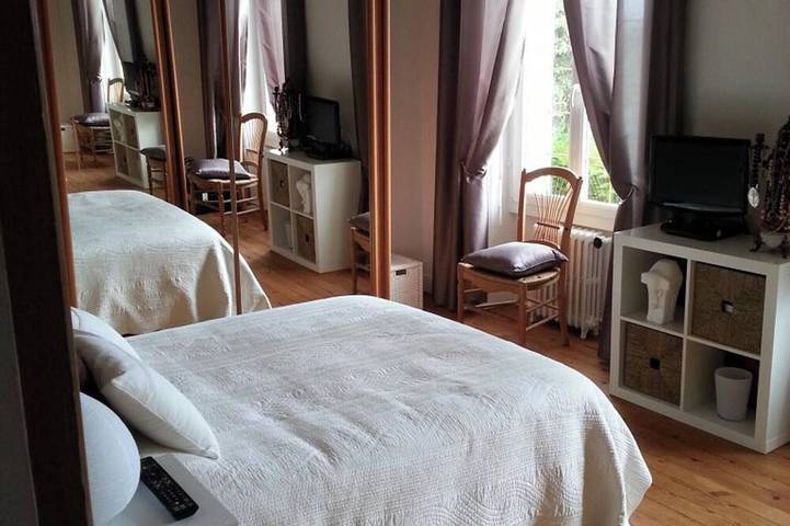 Location de vacances pour 12 personnes, animaux acceptés à Saint-Germain-du-Pert - 4