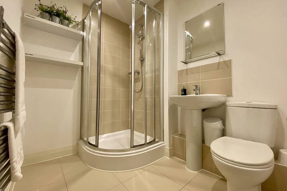 Entire apartment, Wokingham Stylish Two Bedroom Apartment in Wokingham, Berkshire