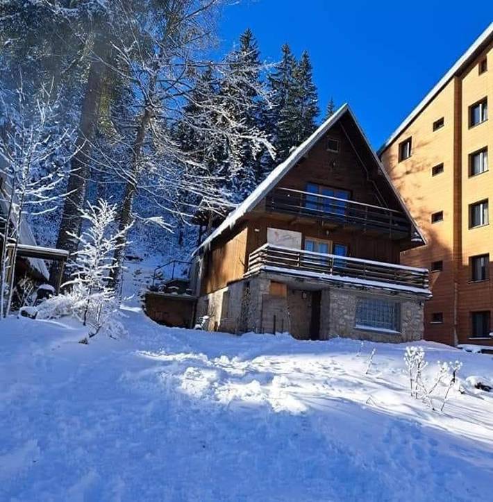 Chalet para 6 pessoas, com vista e varanda - 1