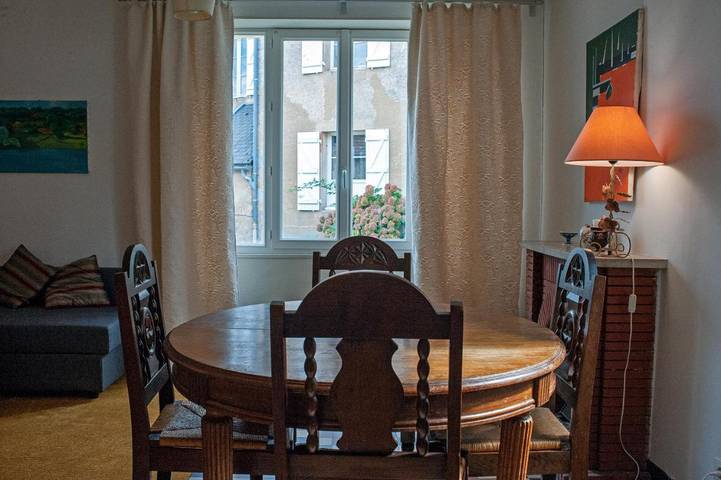 Location de vacances pour 5 personnes, avec vue et terrasse, animaux acceptés à Marigny-l'Église - 3