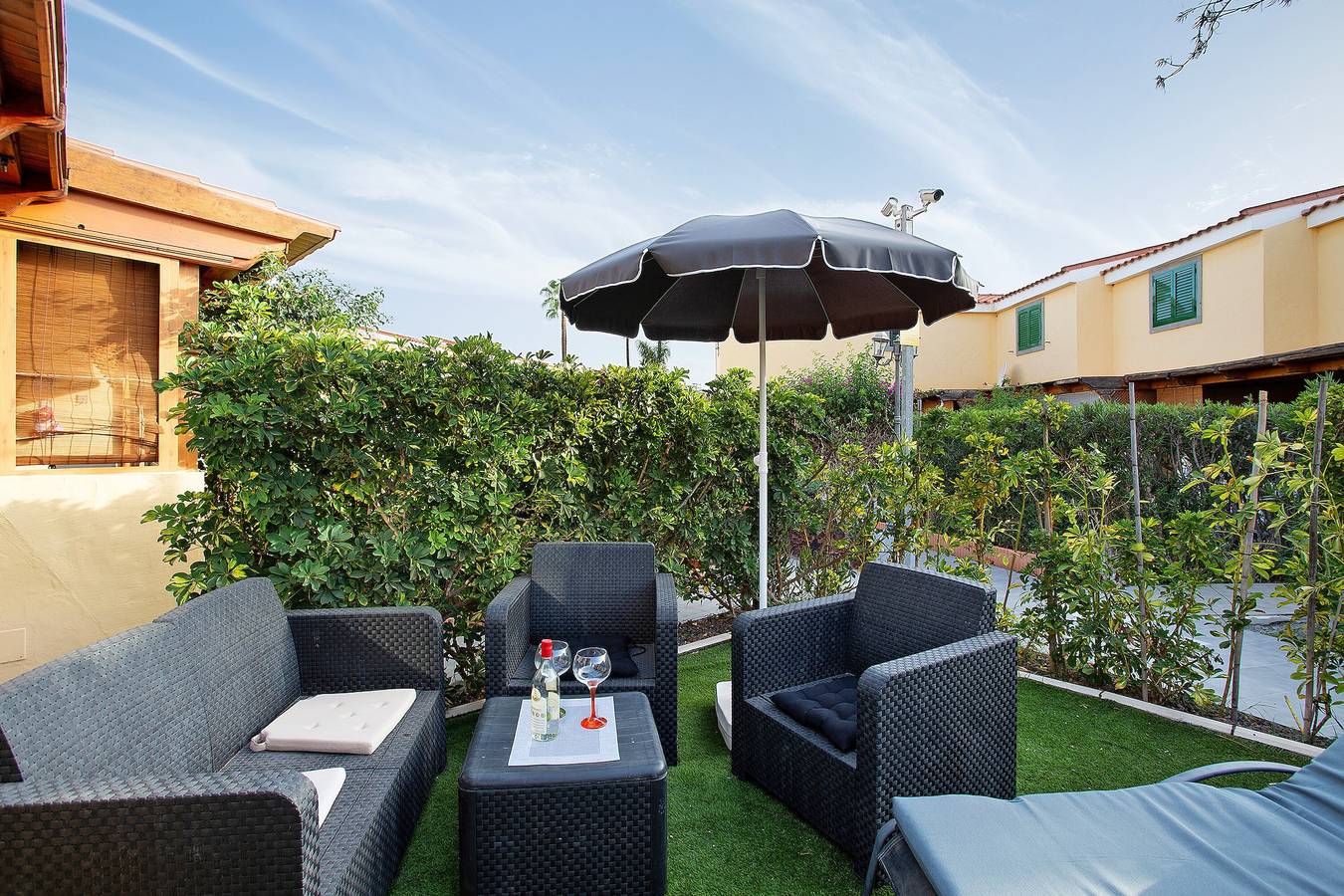 Hel lejlighed, Holiday Apartment 'Alojamiento En Los Parrales' with Shared Pool in Maspalomas, San Bartolomé de Tirajana