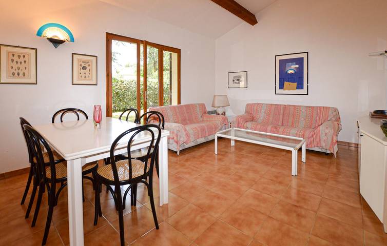 Encantador apartamento de 90 m² con piscina, terraza y la playa a solo 1,5 km in Cervione, Región de Corte