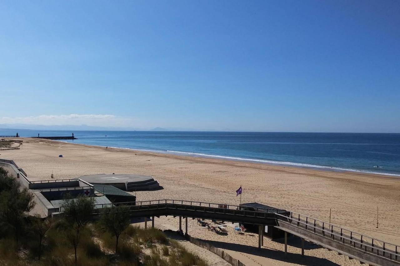 Appartement entier, Studio front de mer Hossegor vue ocean plein sud 2 personnes in Hossegor, Côte d’Argent