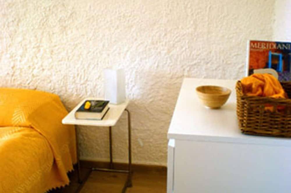 Villino Gigliese - casetta indipendente con posto auto in Isola del Giglio