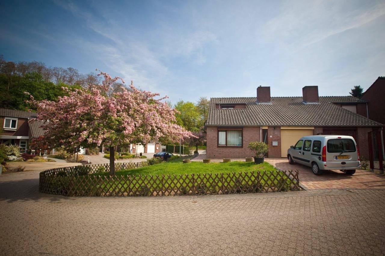 Rene's B&B in Kerkrade, Parkstad Limburg