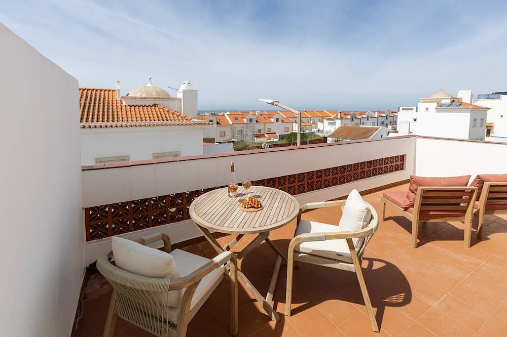 Casa da Shaka Baleal - 150 meters to the beach in Baleal, Leiria District