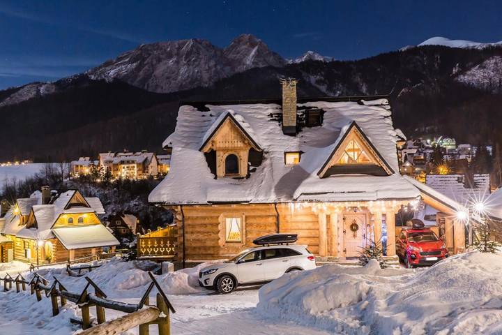 Dom dla 9 osób, z widok i ogród oraz sauna, zwierzęta dozwolone w Kościelisko