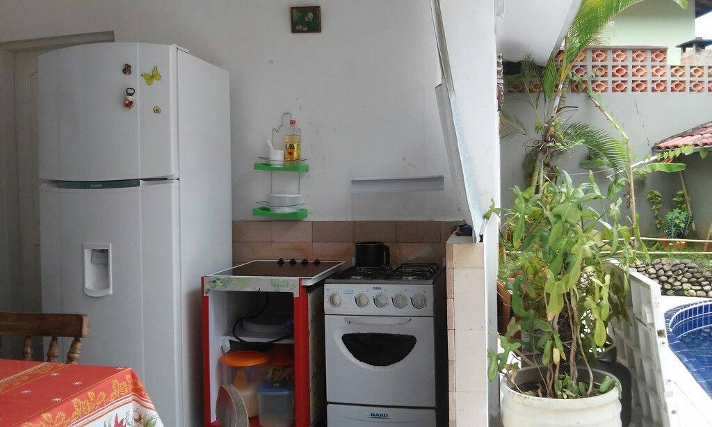 Casa Florêncio, in Strandnähe, mit Pool. in Toninhas Ubatuba, Ubatuba