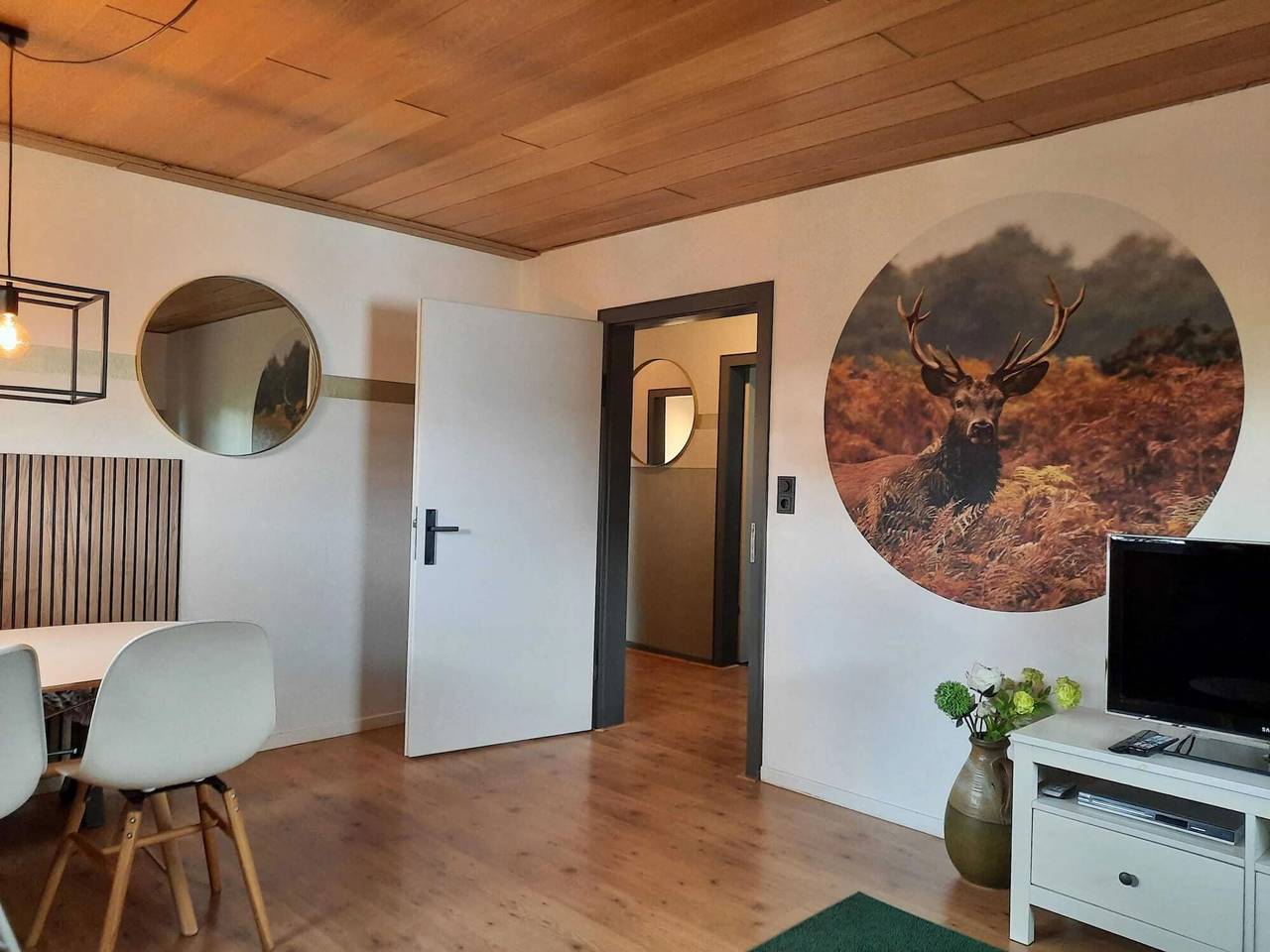 Ganze Wohnung, Ferienwohnung für 8 Personen mit Garten in Willingen, die Mittelgebirge