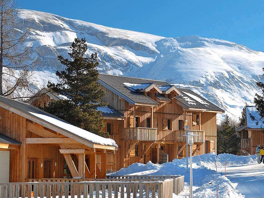 Résidence Odalys Référence L'Orée des Pistes - Appartement 10 personnes - 5 pièces 8/10 personnes (58 m²) in La Joue du Loup, Le Dévoluy