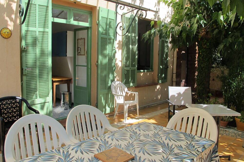 Ganze Wohnung, Appartement type Villa proche de la mer in Agay, Saint-Raphaël